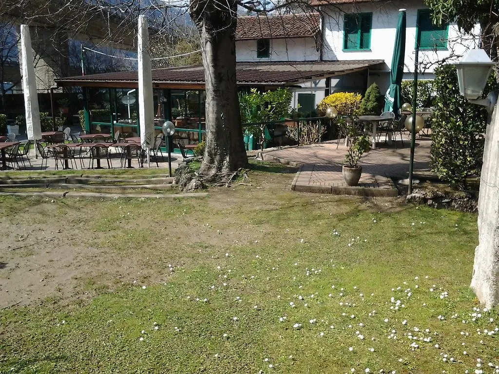 بيت ضيافة فندق اباديا لاريانافي  Trattoria I Bodega
