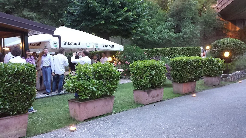 فندق اباديا لاريانافي  Trattoria I Bodega إيطاليا