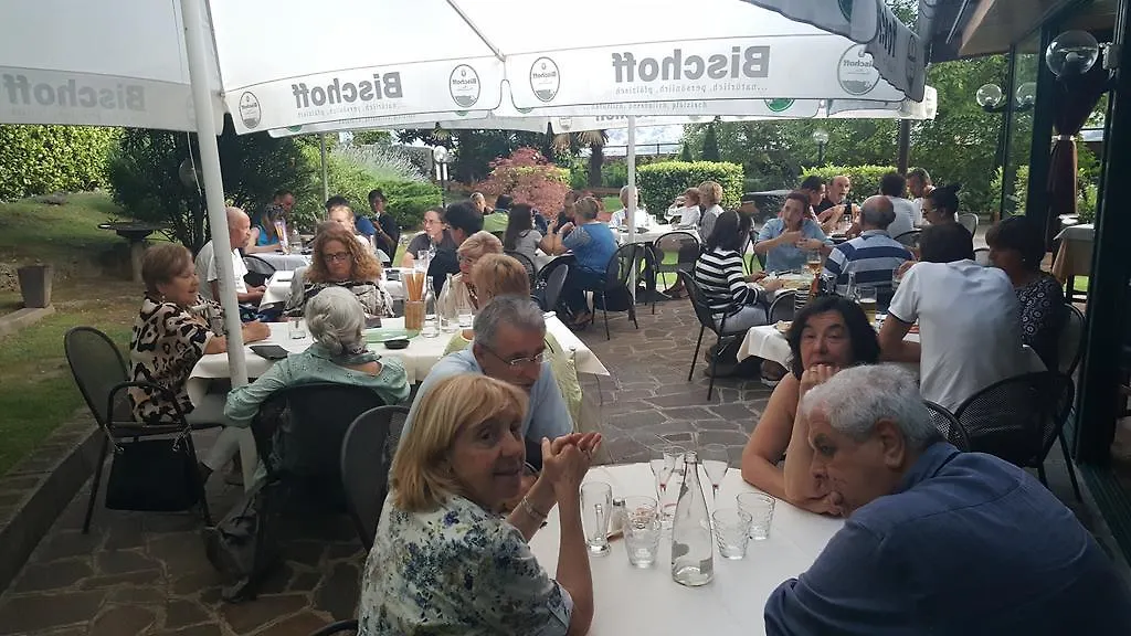 بيت ضيافة فندق اباديا لاريانافي  Trattoria I Bodega